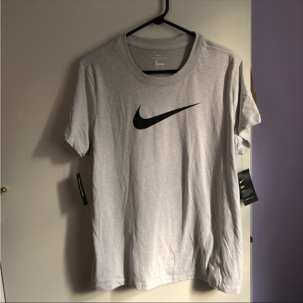 Women’s Nike Athletic T shirt size large